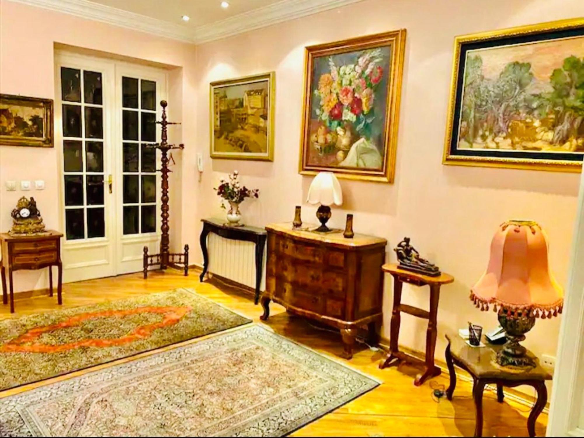 Michael'S Classy Apartment Belgrado Exterior foto